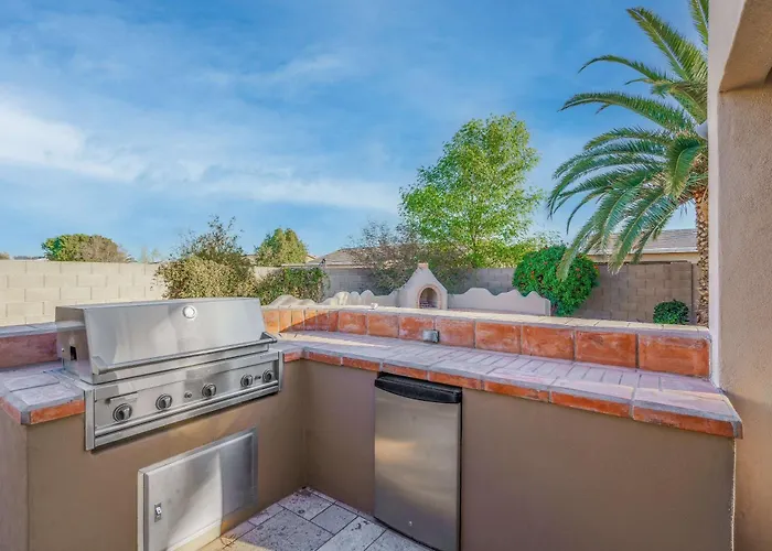 Holiday home Luxe Pool Bbq & Backyard Paradise